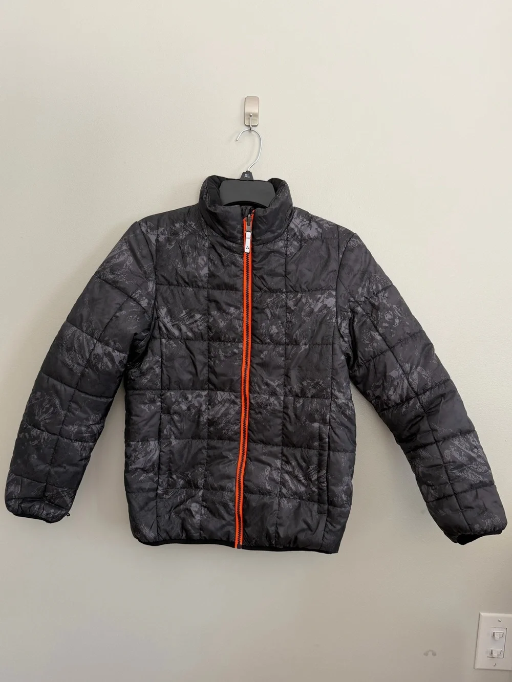 Gerry Jacket Youth L quilted jacket a dark abstract pattern contrast Full Zipper